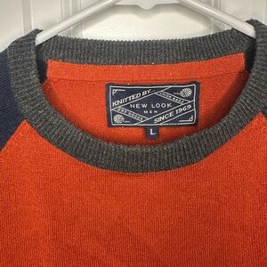 New Look Men's Sweater in Red and Dark Gray